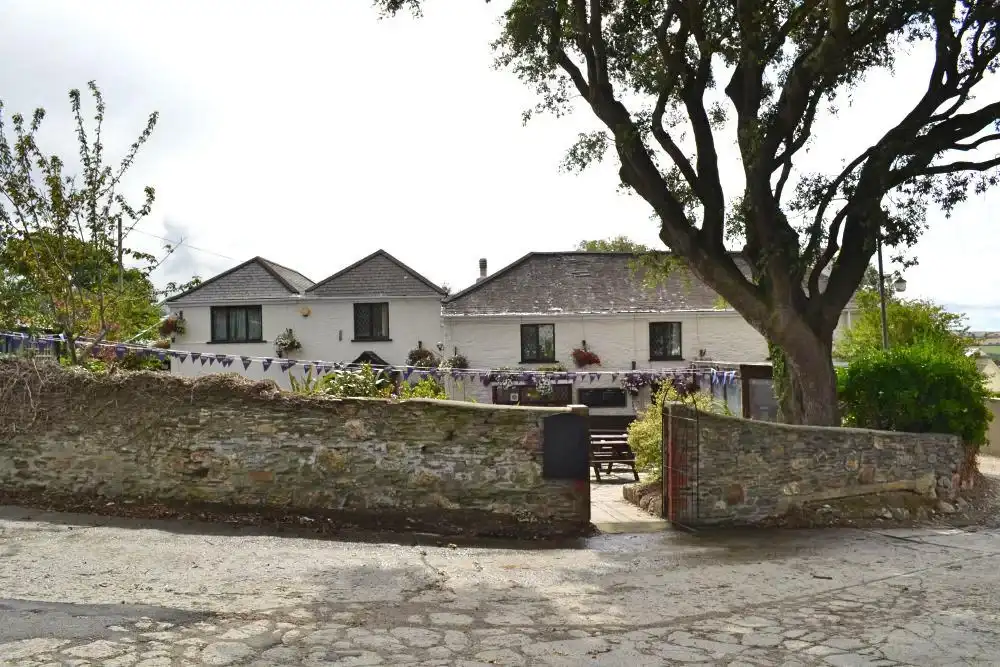 tavern-cornwall-pub tavern-cornwall-pub